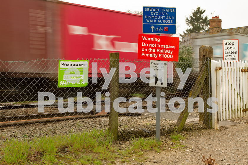 LPIS-D-DSL-CO-0021 
 The foot crossing at Heath Road in Thurston , Suffolk, before beinmg replaced by a £3.5m bridge. 
 Keywords: Digital, East Anglia, Eastern, Freight, GBRf, Heath Road, Level Crossing, Rights Managed, Safety, Stock, Suffolk, Thurston