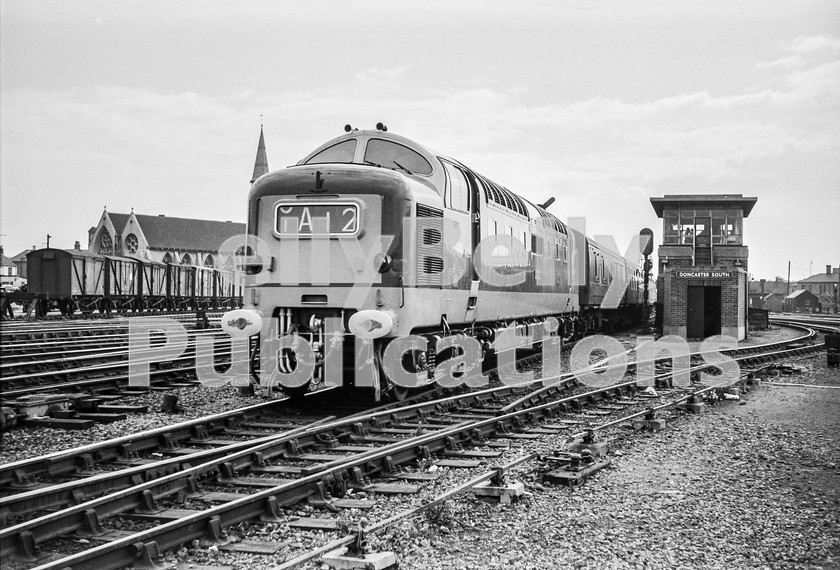 LPIS STM BW NEGS 0124 
 EE Class 55 Deltic D9020 'Nimbus' approaches Doncaster with 1A12 09:30 King's Cross to Edinburgh on 8th September 1962. The train had been diverted via Cambridge and Peterborough due to the derailment of A1 60123 'H. A. Ivatt' at Offord the previous evening. 
 Keywords: 'Nimbus', 1962, 34G, 55020, BR, Black and White, D9020, Deltic, Diesel, Doncaster, EE, Eastern, Finsbury Park, Passenger, Yorkshire