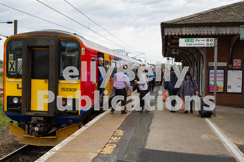 LPIS-D-DSL-CO-0050 
 East Midlands Trains Class 153, 153308, forms part of the 2S15 from Nottingham to Skegness service on 19th July, 2014. The train sis waiting to depart Grantham, which has plenty of passengers wanting to visit the Lincolnshire coast. 
 Keywords: Class 153 153308, Digital, East Midlands Trains, Grantham, Lincolnshire, Rights Managed, Stock