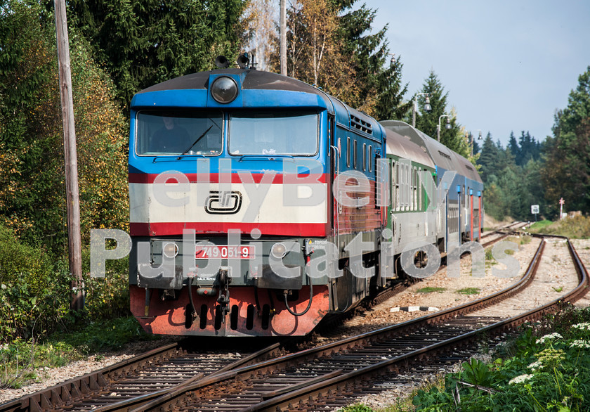 LPAP-EUR-CO-0013 
 Reversing it's train into the loop at Nove Udoli, is 749051, which has just worked in from Ceske Budejovice, 28th September 2011. 
 Keywords: Czech, Czechoslovakia, Passenger, Colour, 2011