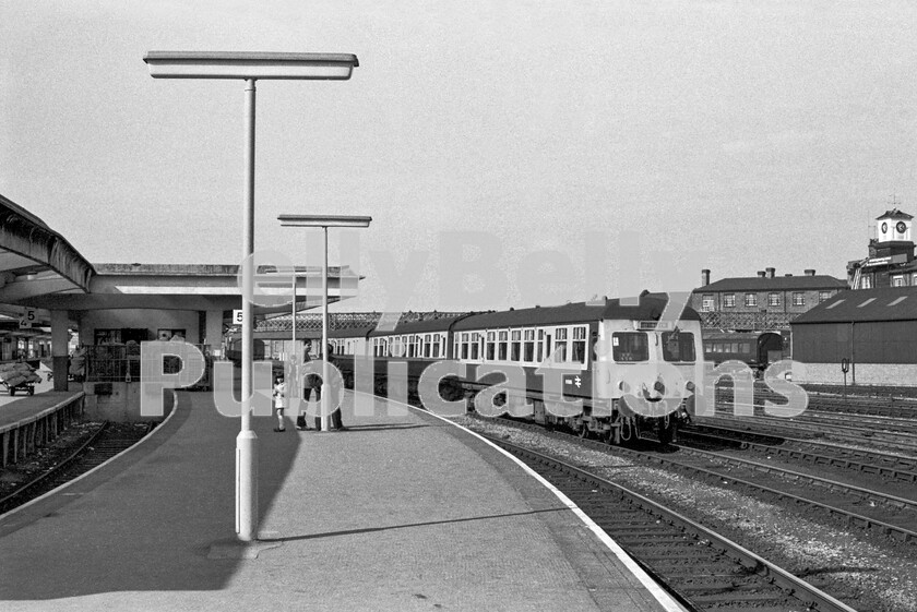 LPPC DSL BW 0494 
 A Swindon Class 120 awaits its next duty on the stabling lines next to Derby station in the early 1970s. Despite having been designed and built at Swindon exclusively for Western Region use, by the early 1970s the requirements for such units on the that region had greatly reduced or changed in character so it was common to see them in the Midlands and as far north as Crewe. The Midlands-based trains were deployed on services radiating from Birmingham, Derby and Lincoln providing comfortable cross-country travel mainly across the East Midlands, so this set could be heading either west or east on its next diagram