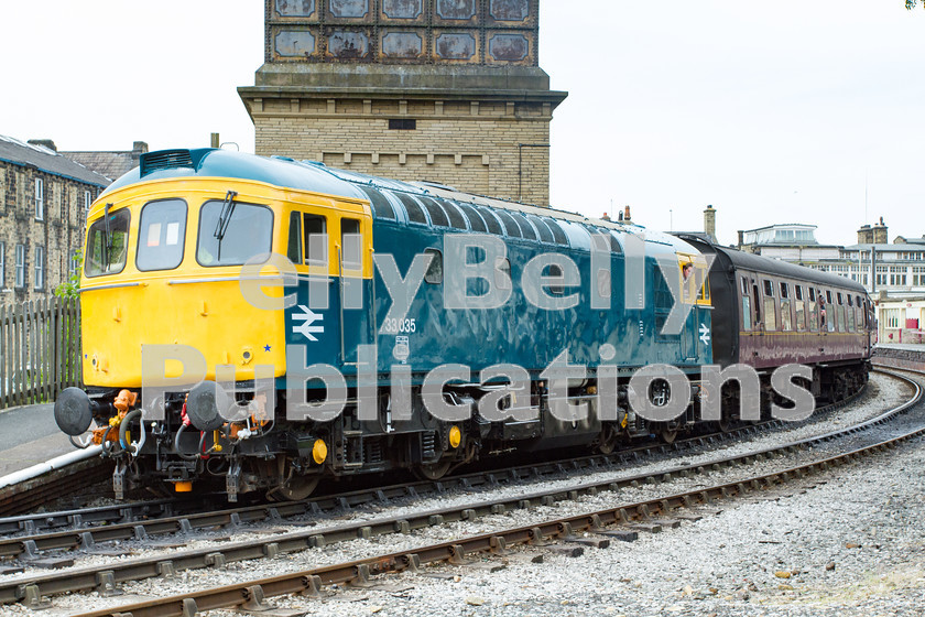 LPIS-D-DSL-CO-0028 
 Class 33, 33 035, waits to depart for Oxenhope at Keighley during the Keighley and Worth Valley Railway's Summer Diesel Gala on 6th June 2014. 
 Keywords: 33 035, Class 33, D6553, Diesel, Digital, Gala, Haworth, Heritage, Keighley and Worth Valley Railway, LMS, Midland Region, Preserved, Rights Managed, Stock, Yorkshire